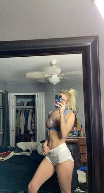 Hal_es Foto Nude Leaked OnlyFans 3