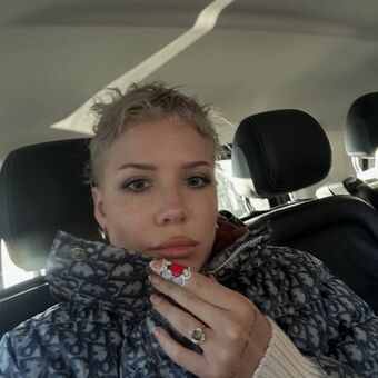 Halsey Foto Nude Leaked OnlyFans 375