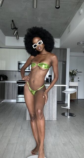 Hello Bombshell Foto Nude Leaked OnlyFans 22