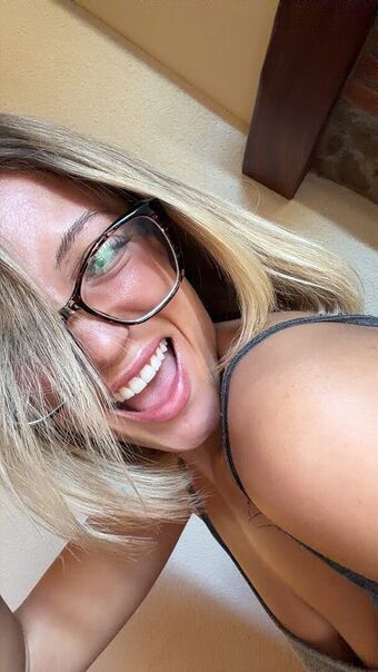 Hello__iris Foto Nude Leaked OnlyFans 175