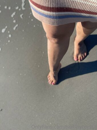 hertinyfeets2 Foto Nude Leaked OnlyFans 6
