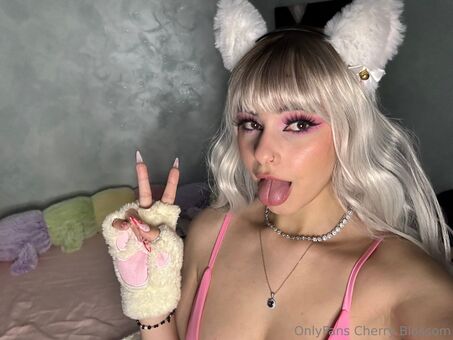 heyitscherryblossom