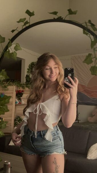 hiraethrl Foto Nude Leaked OnlyFans 3