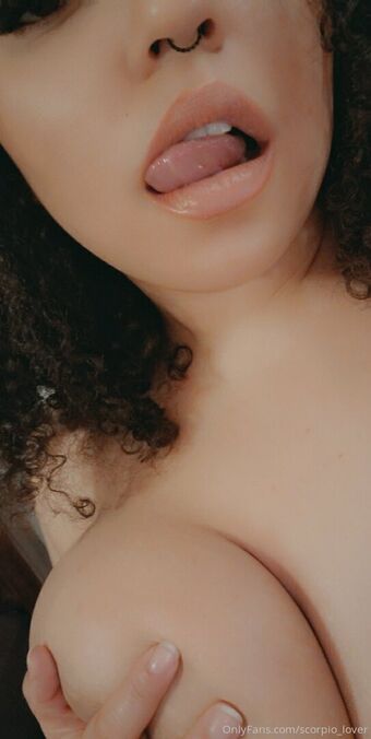 hot.lips