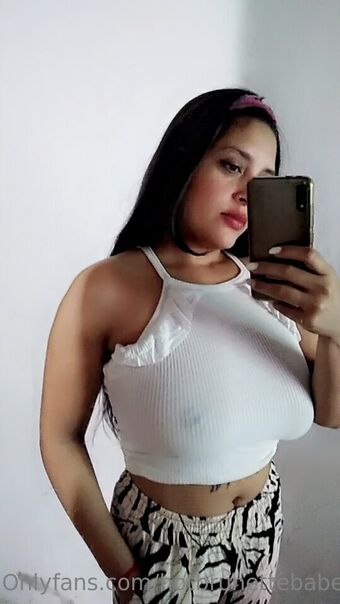 hotbrunettebabe