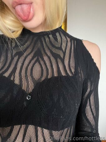 hottless Foto Nude Leaked OnlyFans 3