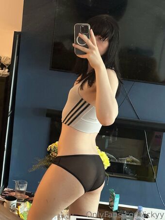ickyypeach Foto Nude Leaked OnlyFans 8