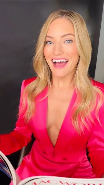 iJustine Foto Nude Leaked OnlyFans 102