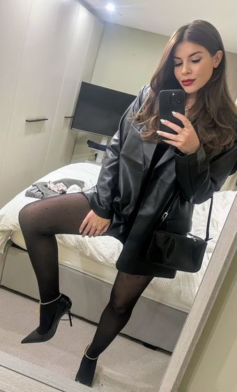 Imogen Thomas