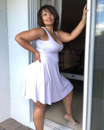Ingrid Smith Foto Nude Leaked OnlyFans 14