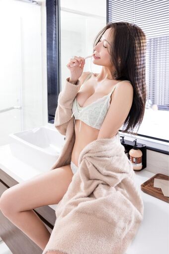 Iris Xiao