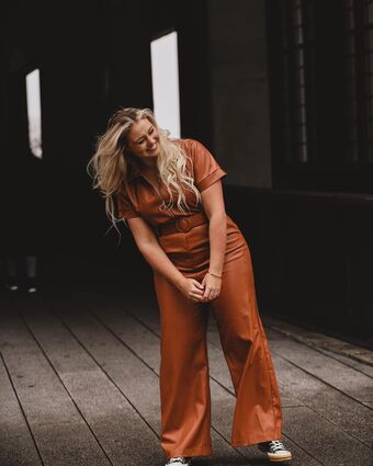Iskra Lawrence