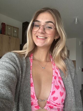 itsleafree Foto Nude Leaked OnlyFans 1