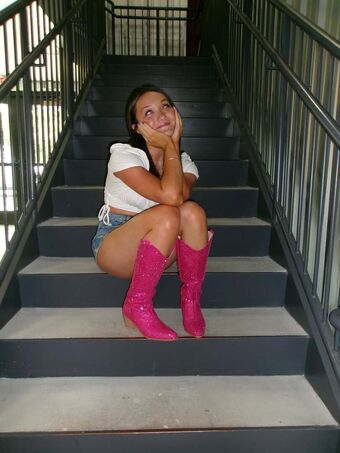 Izzy Moreno