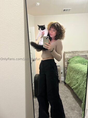 Jadethefur