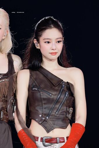 Jennie | BLΛƆKPIИK