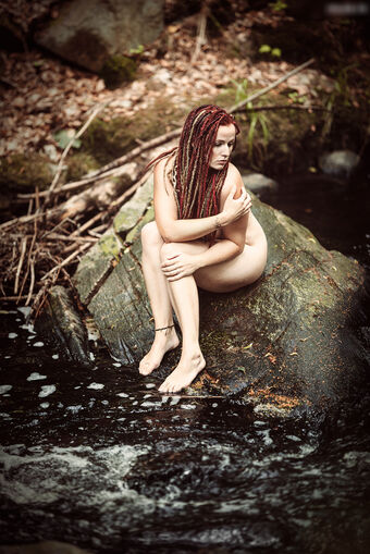 Jenny Redlocks