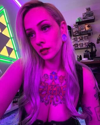 JoJosaysbreee