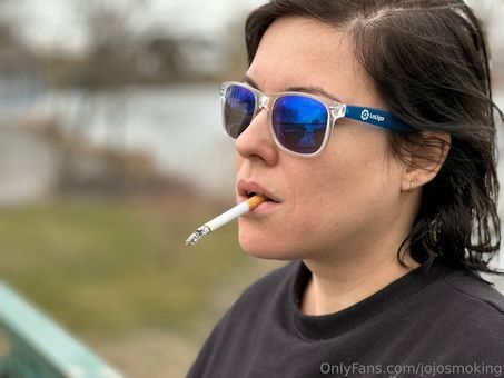 jojosmoking