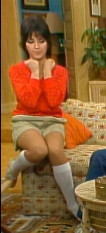 Joyce Dewitt