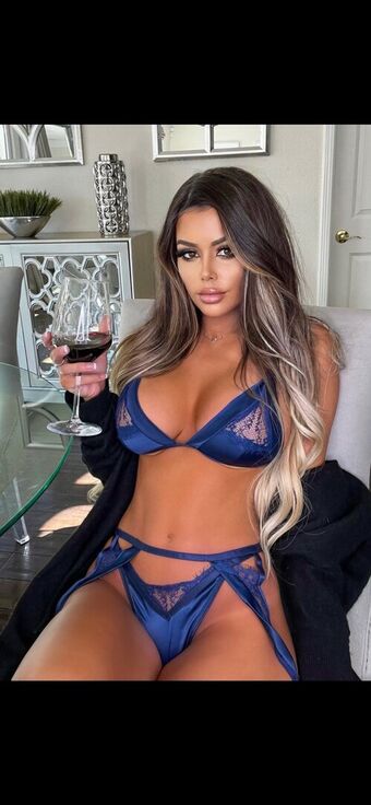 Juli.anneee Foto Nude Leaked OnlyFans 1