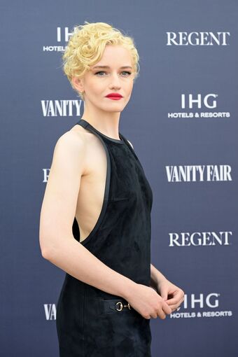 Julia Garner