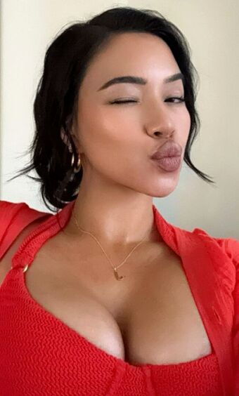 Julia Kelly