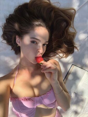 Katya Samilova | katya_s__ | kate.s