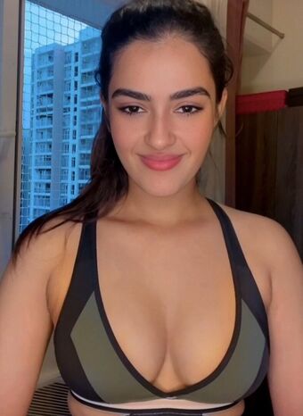 Kavya Thapar