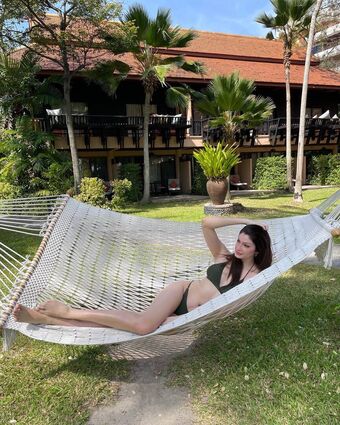 Kimberly Apasara Thomas