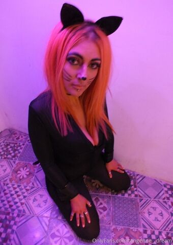 kittyneon