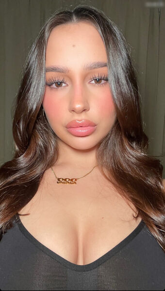 Lara_tepper