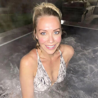 Laura Hamilton