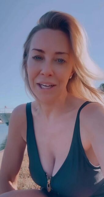 Laura Hamilton