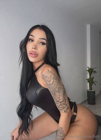 laurapeachez