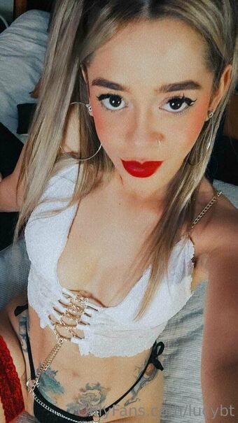 lucybt Foto Nude Leaked OnlyFans 17