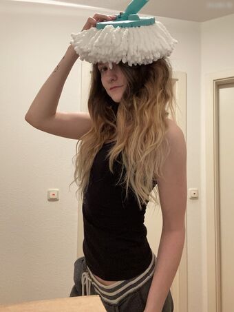 Lumenti Foto Nude Leaked OnlyFans 24