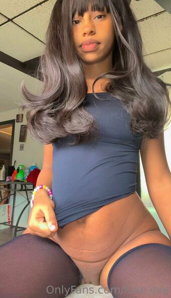 Luxury Eve Foto Nude Leaked OnlyFans 11