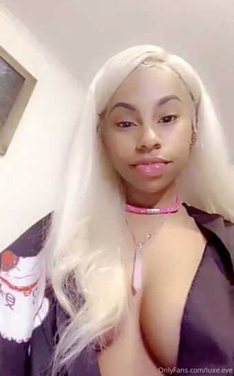 Luxury Eve Foto Nude Leaked OnlyFans 19