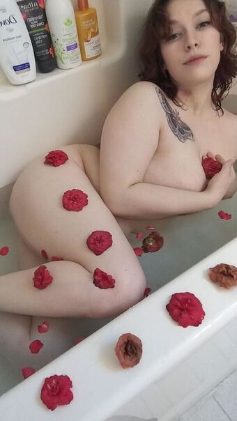 Madeofbugs Foto Nude Leaked OnlyFans 5