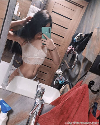 maniii__