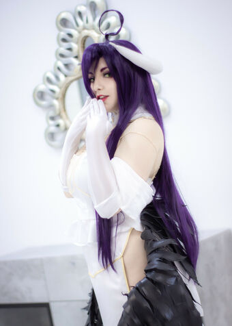 Marcelline Cos