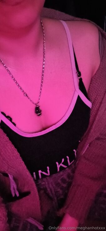 meghanhotxxx