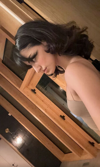 Melody Oz