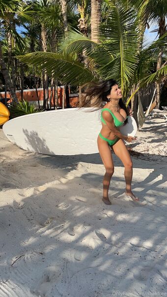 Mia Khalifa Foto Nude Leaked OnlyFans 2267