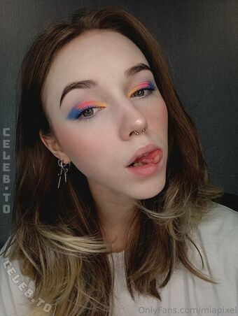 Mia Pixel Foto Nude Leaked OnlyFans 12