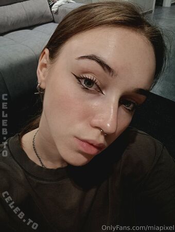 Mia Pixel Foto Nude Leaked OnlyFans 14