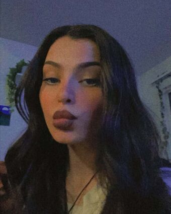 Middle Eastern Queen