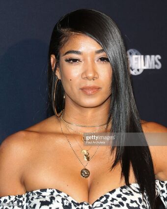 Mila J