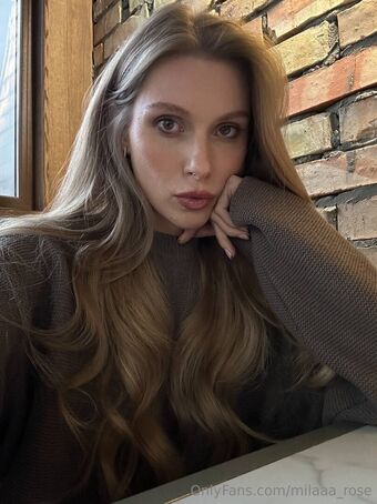 milaaa_rose